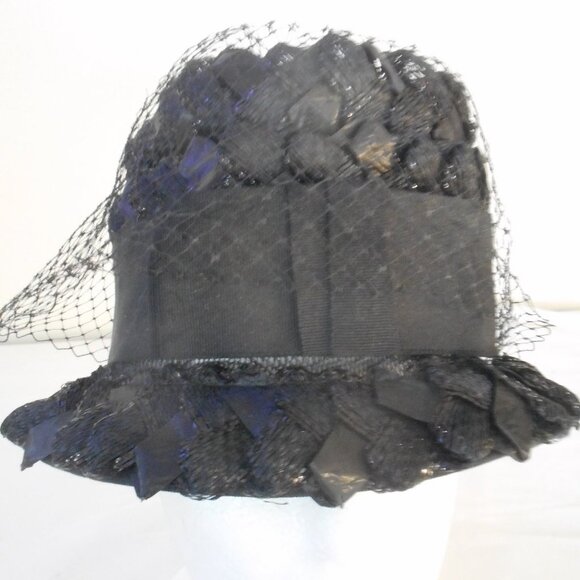 Vintage Women's Black Woven Bucket Hat with netting Union Made - Picture 1 of 6